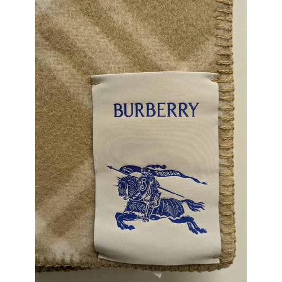 Burberry Check Wool Scarf Archive Beige 8079251 - Picture 5 of 9